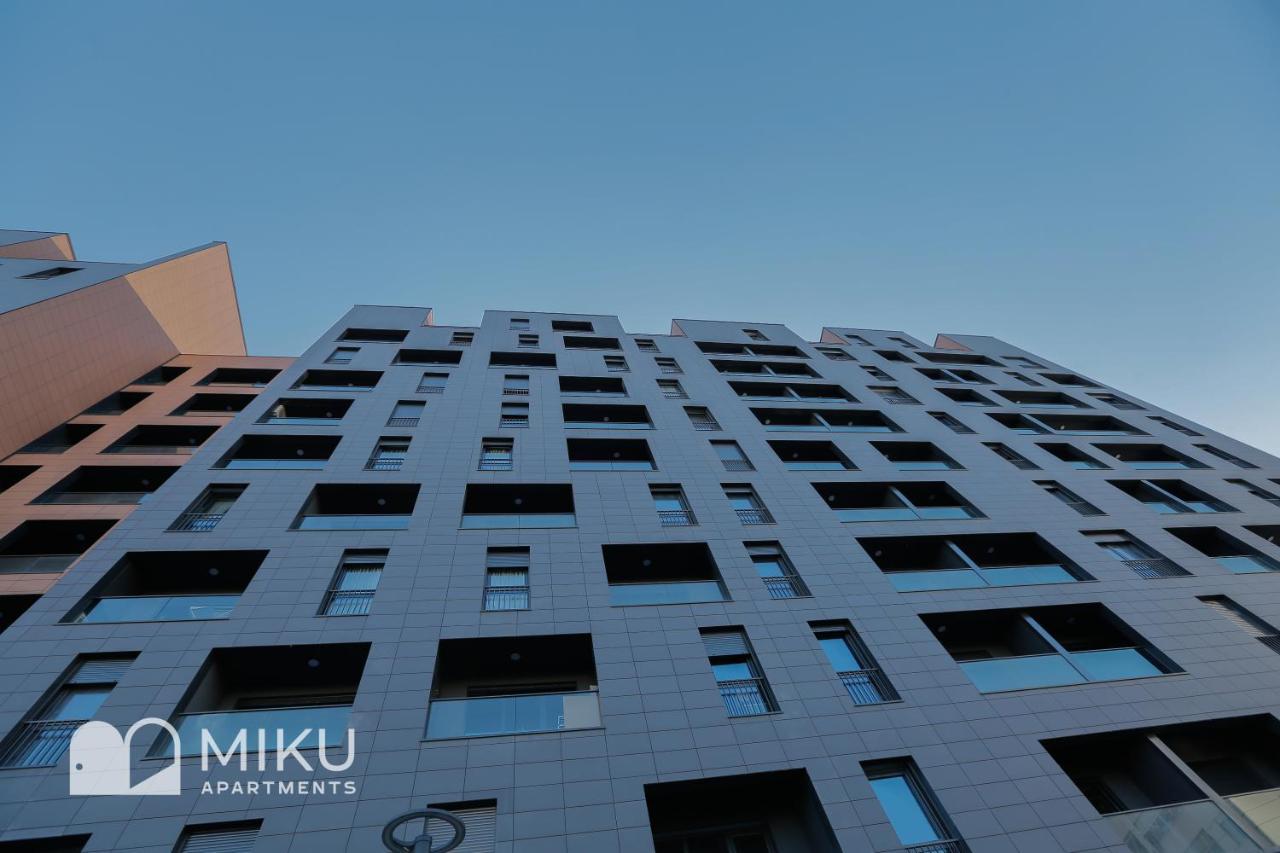 Miku Apartment - Bright 1 Bedroom Apartment At Olympic Residence Tirana Exterior photo